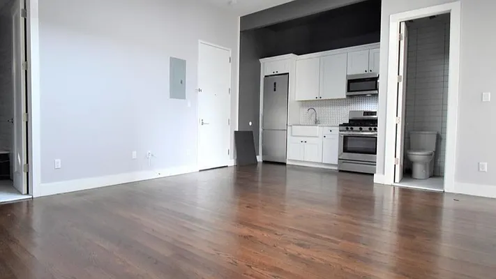 Rented by Nooklyn NYC LLC | media 11