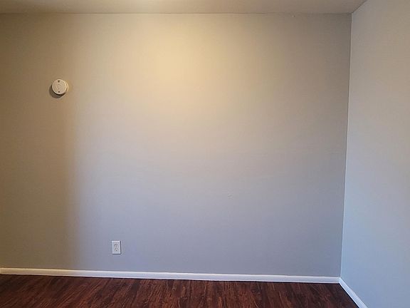 4th image of 1107 Arthur Ave APT 301