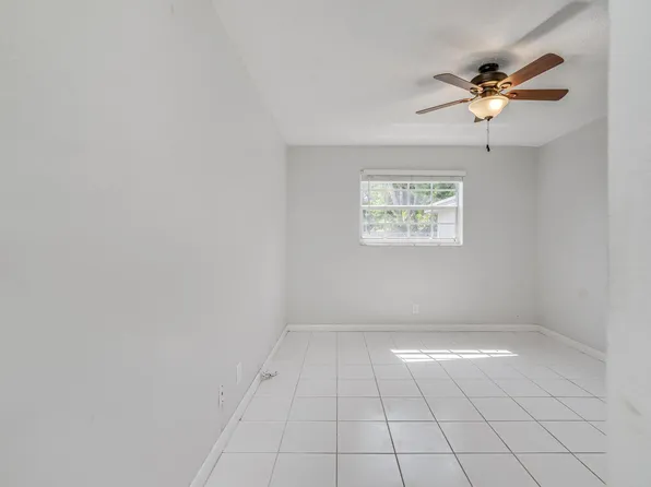 201 NE 1st Ct #1-3, Dania, FL 33004