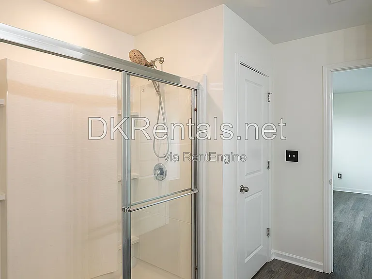 126 Verona Dr NW — Photo 6