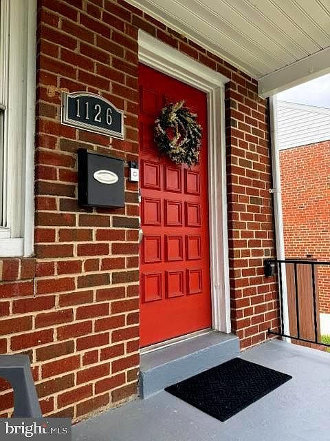 1st image of 1126 Elm Rd