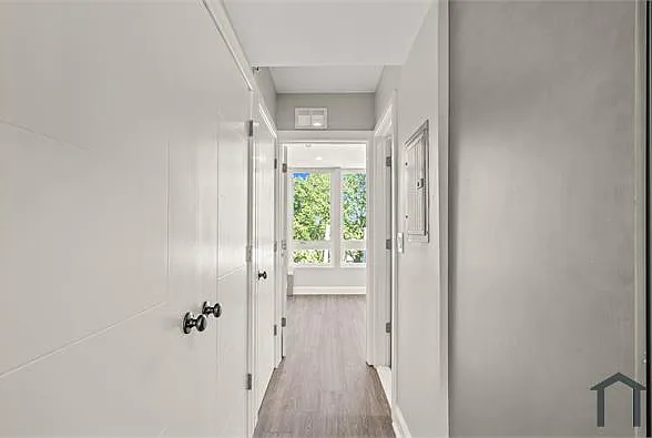 2218 N Franklin St #C — Photo 15