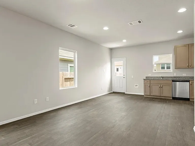 11621 Murano Dr — Photo 15