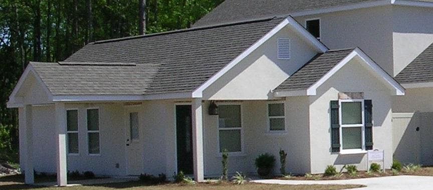 2nd image of 201 Crown Cir