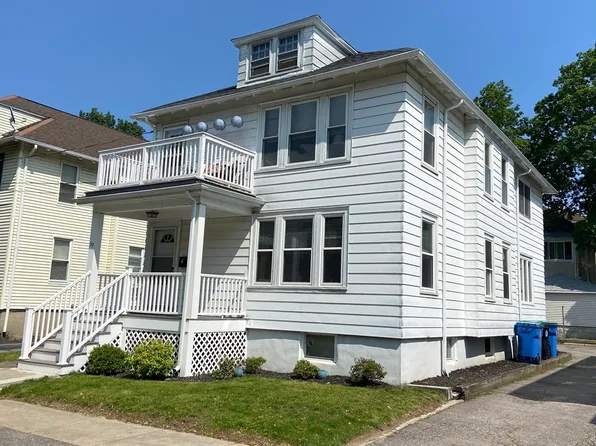 39 Davis Rd #1, Belmont, MA 02478