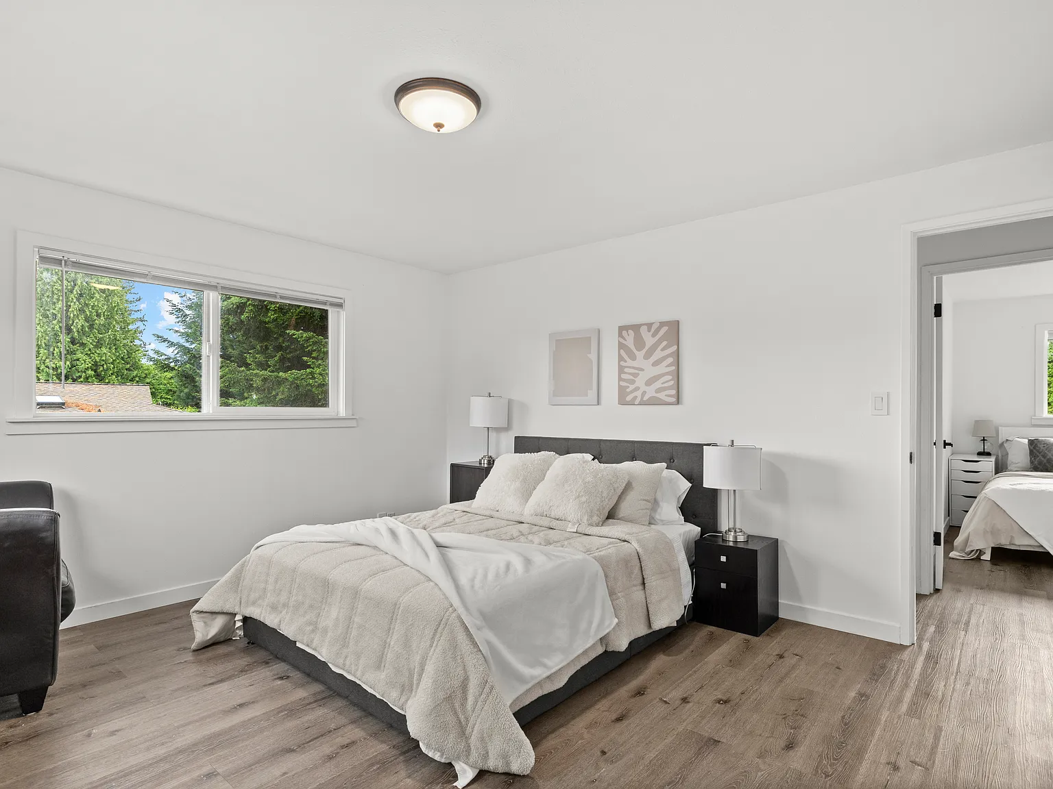 4 bed, 2100 sqft, $7,000 — Photo 4
