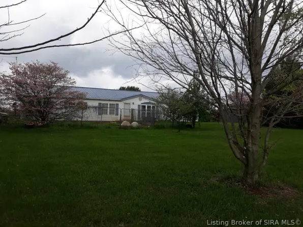 2544 N Naugle Road, Salem, IN 47167