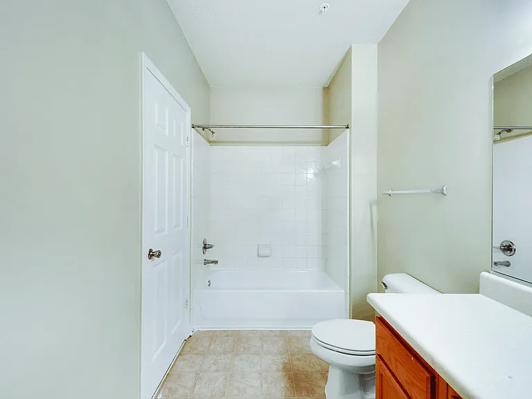 Cobblestone Landing Apartments — Photo 17