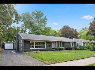 1118 Saint Paul Ave, Saint Paul, MN 55116
