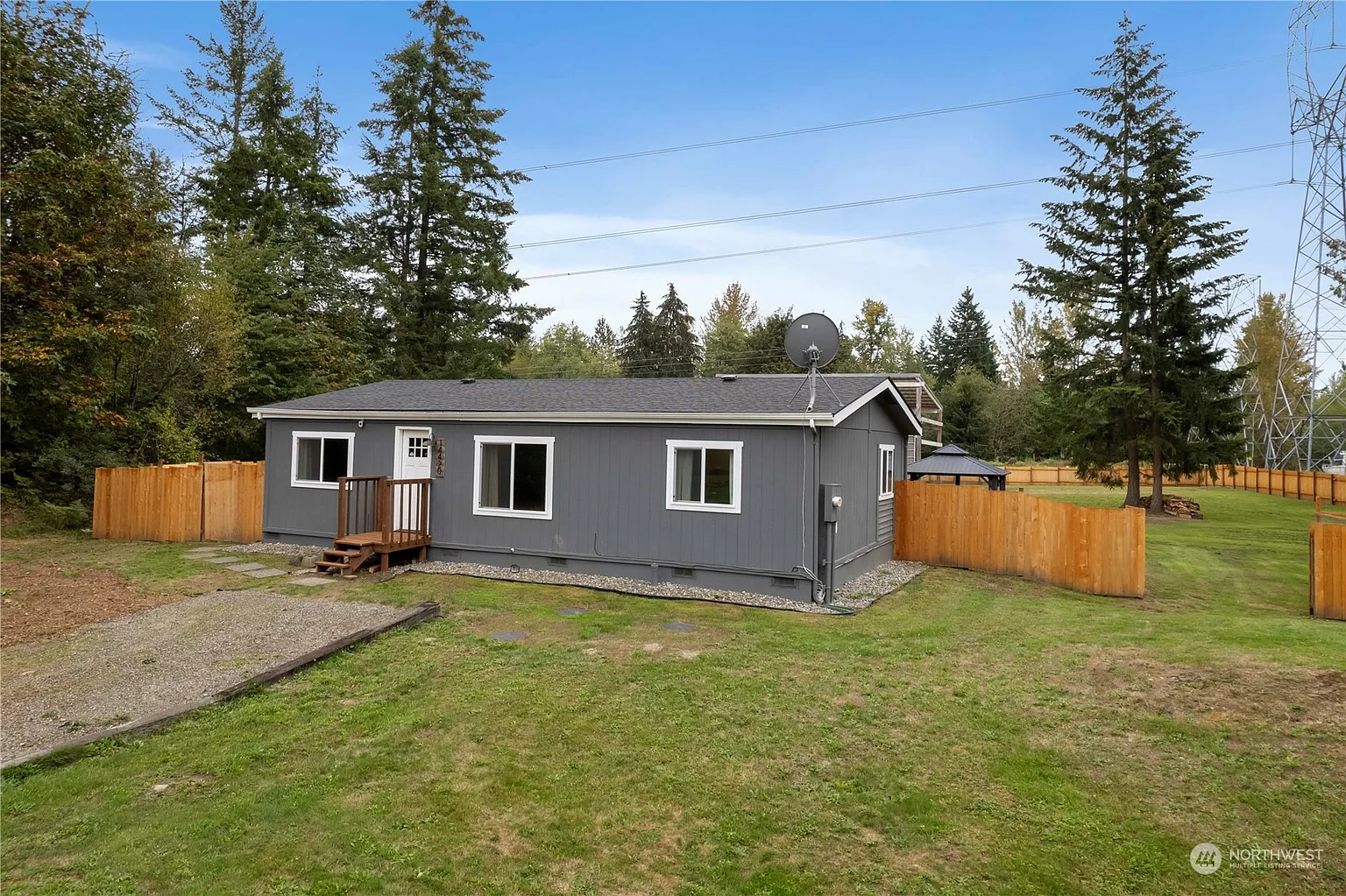 14420 245th Street E photo 1