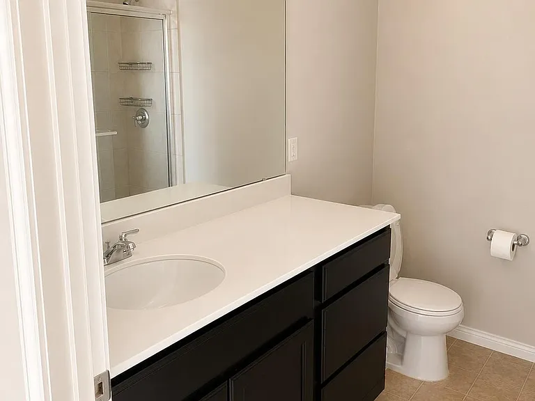352 Martha Dr — Photo 12