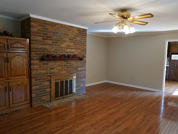3rd image of 799 Old Hwy #33