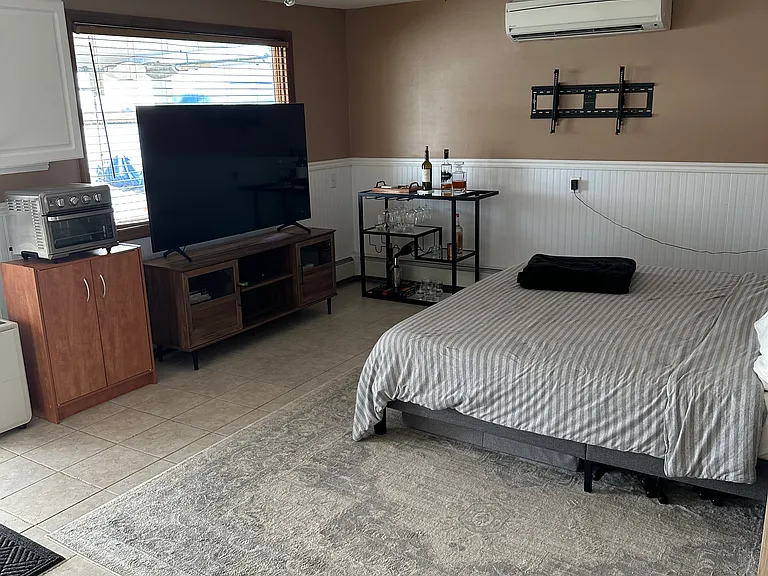 6450 Nassau Ave #1 — Photo 6