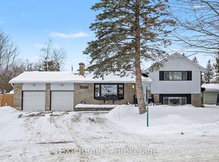 1143 Jean Park Rd, Ottawa, ON K4M 1E4