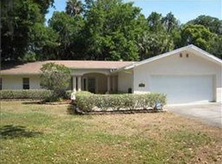 7240 Garden Grove Ln, New Port Richey, FL 34652