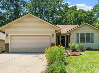 2664 S Danlyn Rd, Bloomington, IN 47403
