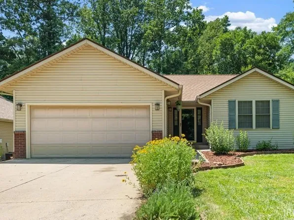 2664 S Danlyn Rd, Bloomington, IN 47403