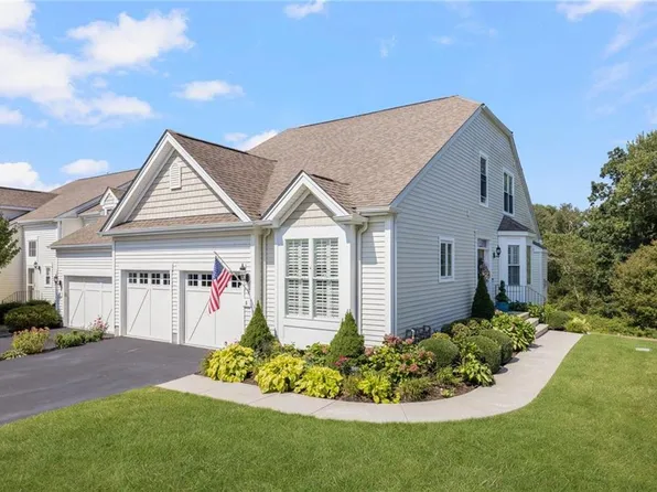 9 Mystic Dr #135, Wakefield, RI 02879