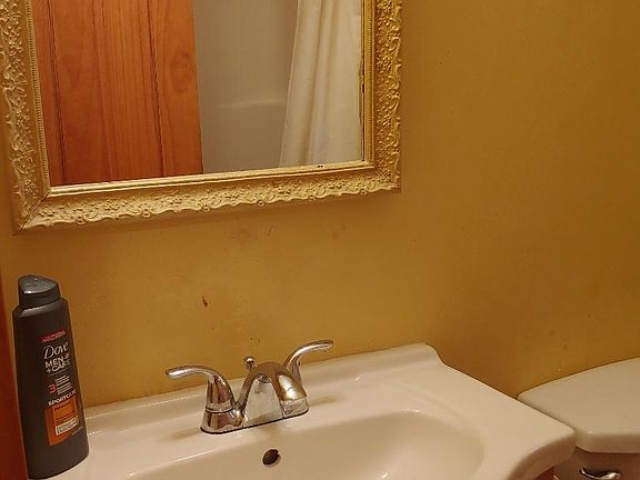 5th image of 504 S Saint Francis Dr
