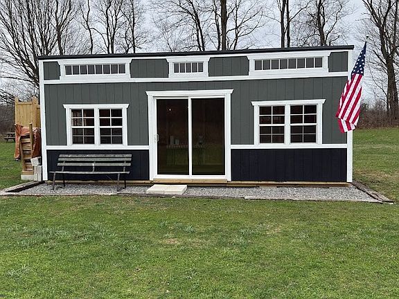 5th image of 798 Deer Creek Rd