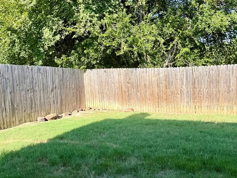 330 Jade Ln — Photo 24