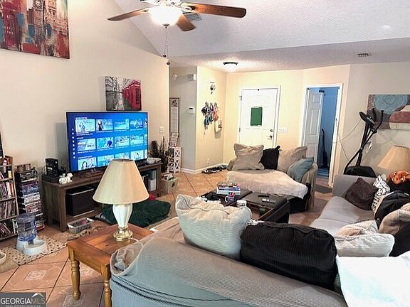 3rd image of 342 Brentwood Cir