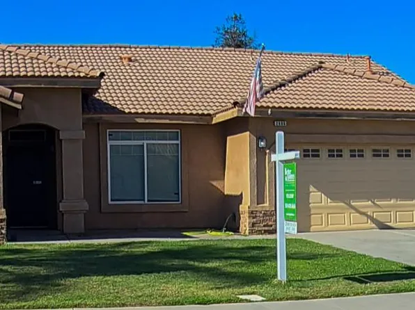 2606 Hillcrest St, Selma, CA 93662