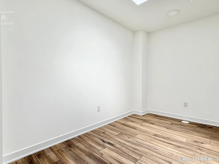 527 Big Bay Point Rd #7 — Photo 8