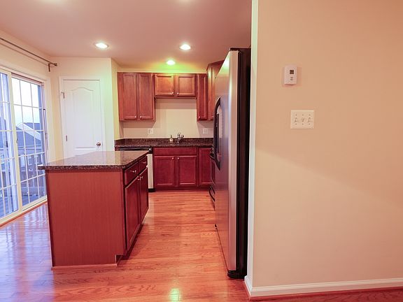 3rd image of 2934 Truffle Oak Pl