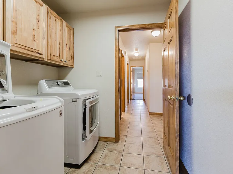 413 Chaco Dr — Photo 27