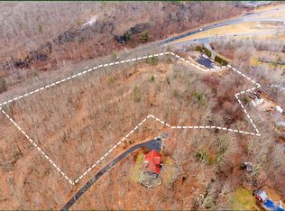 17 Wall St, Bolton, CT 06043