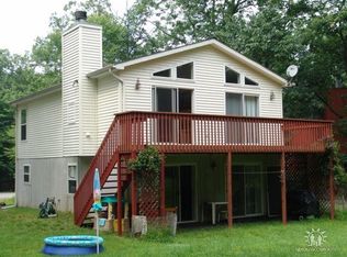 110 Lynx Court, Dingmans Ferry, PA 18328