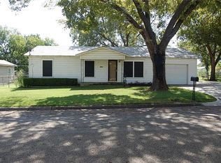 1007 Turner St, Cleburne, TX 76033
