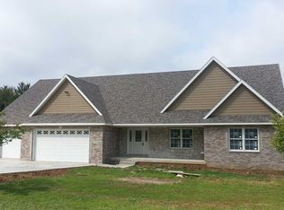 4039 N Firefly Dr, Bloomington, IN 47404
