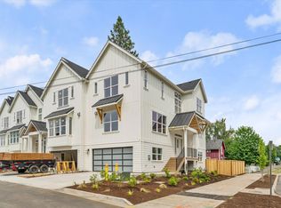 349 SE Walnut St, Hillsboro, OR 97123