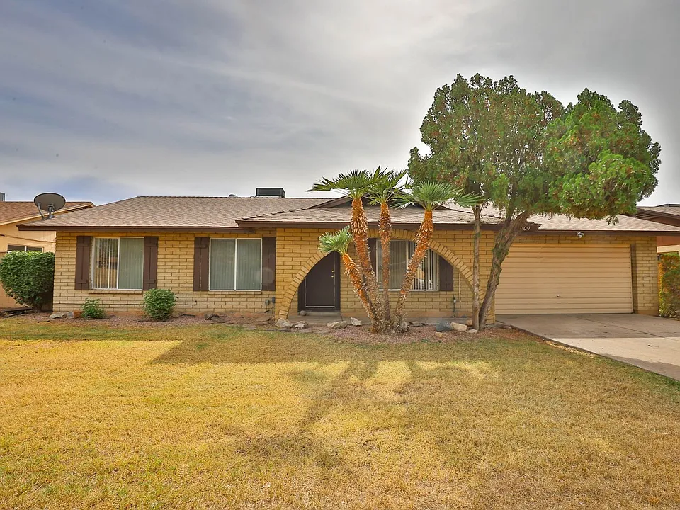 4909 W Carol Ave