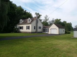 93 Lasher Rd, Selkirk, NY 12158