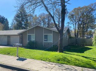 1590 Mist Ct, Eugene, OR 97402