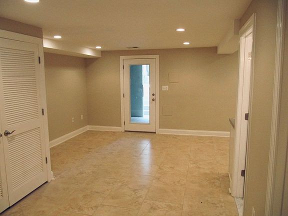2nd image of 1362 Taylor St NW #B