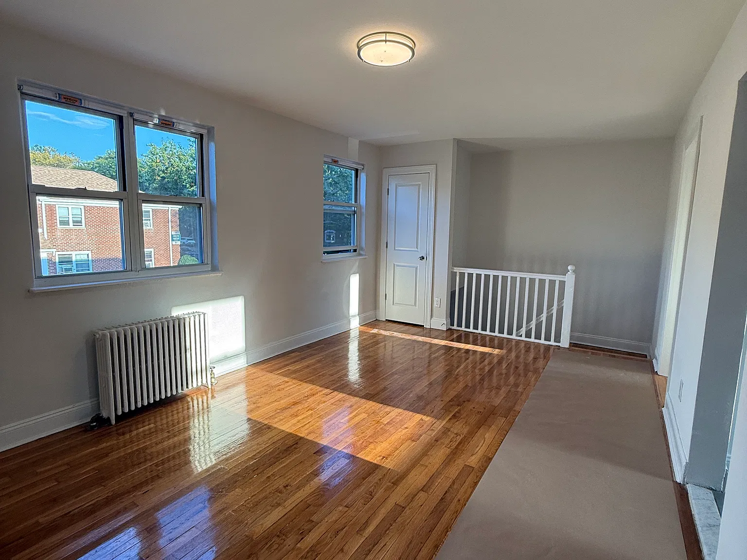 3 bed, 1250 sqft, $3,025 — Photo 2