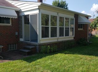 4555 Ranchview Ave, North Olmsted, OH