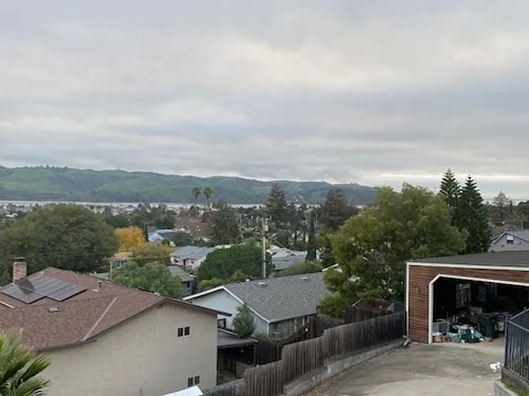 1501 E 4th St — Photo 30