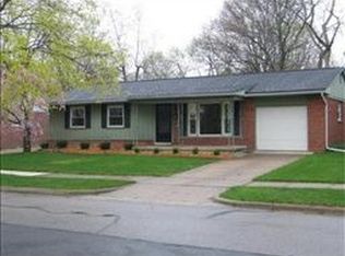 2402 Darrow Dr, Ann Arbor, MI 48104