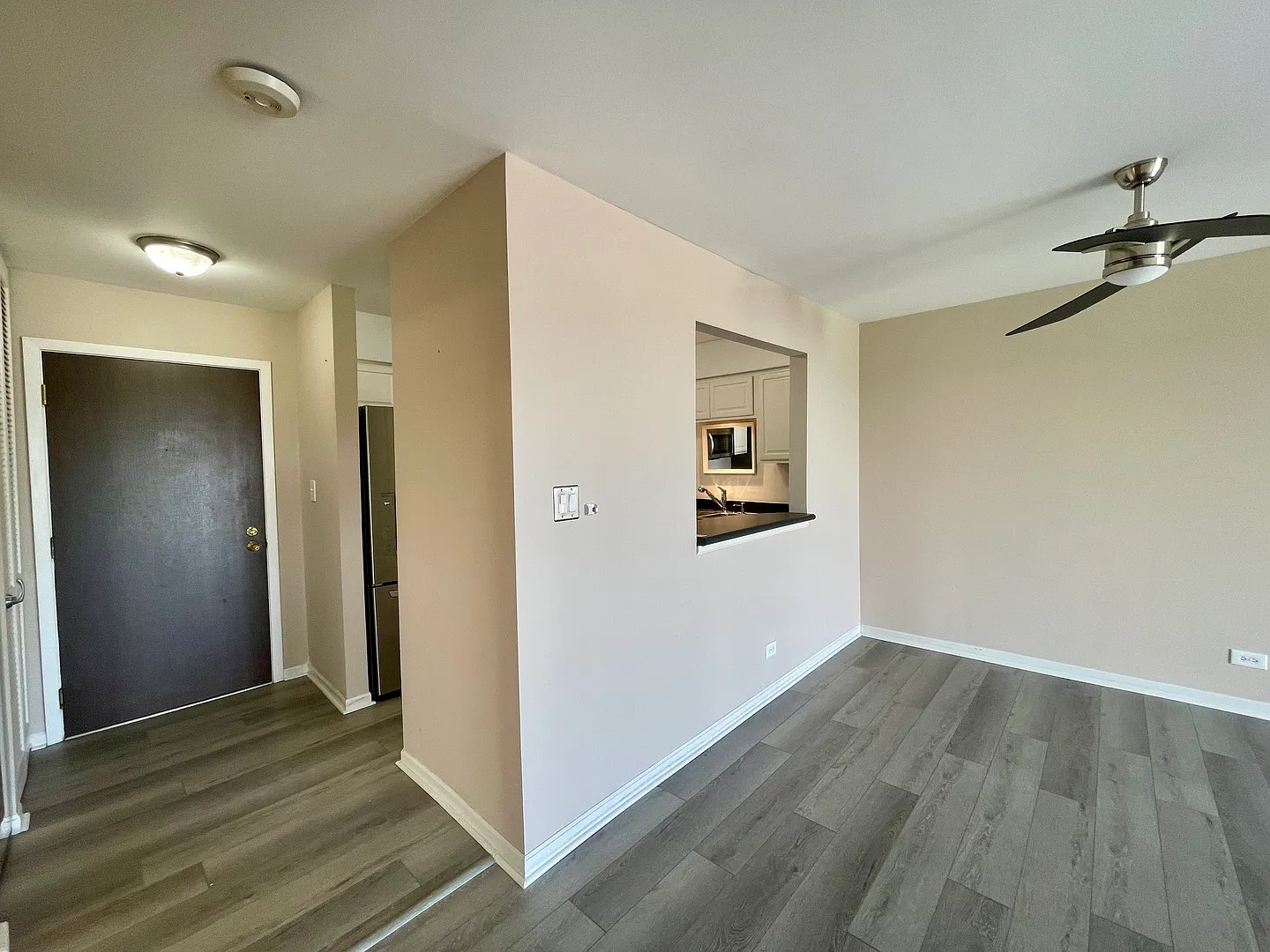 1 bed, 750 sqft, $1,650 — Photo 2