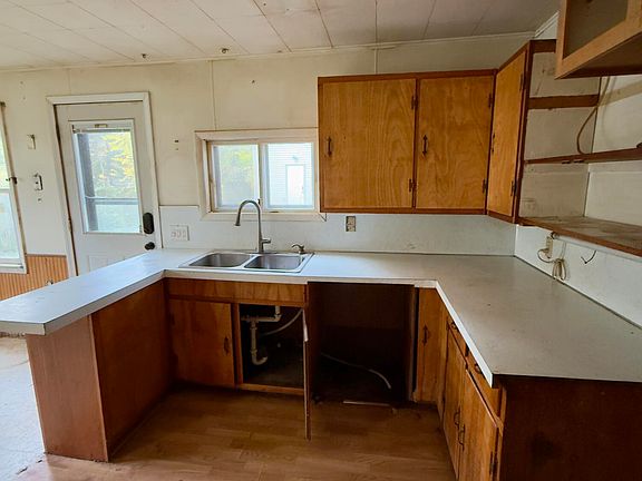 4th image of 6997 Herrington Ave NE