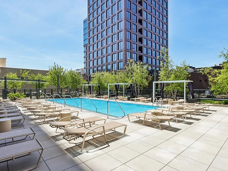 Union West — Photo 11