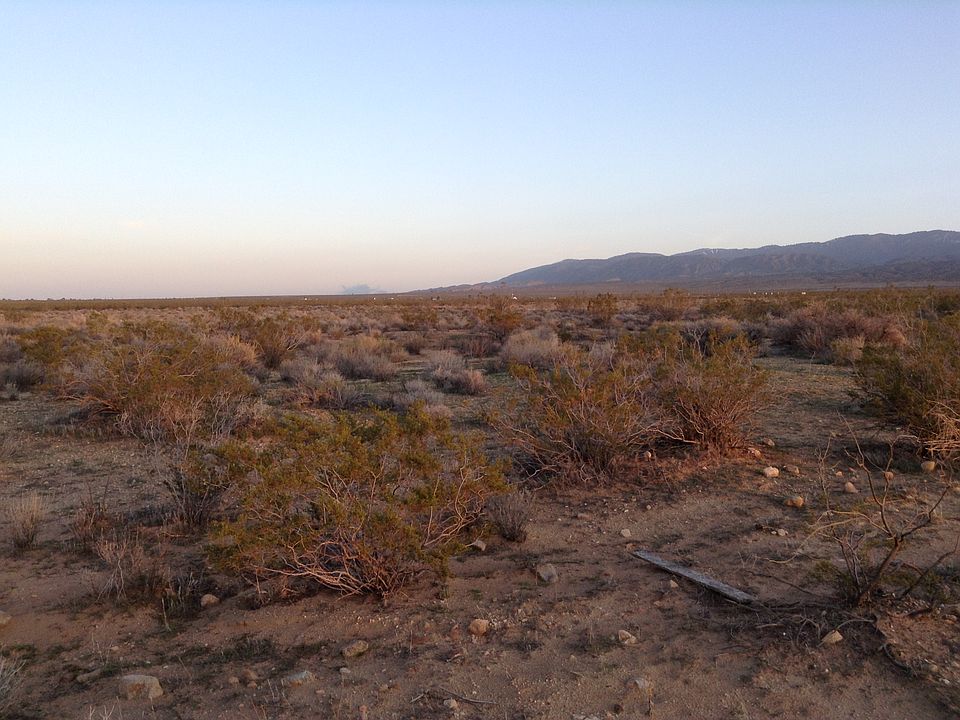 1st image of 0 180 St E