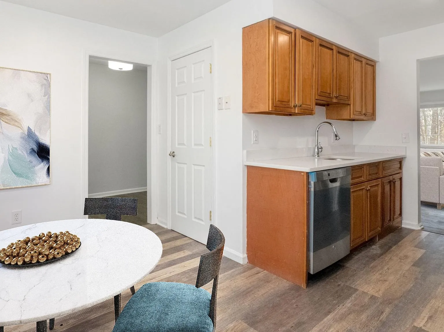 Morris Crossing Townhouses — Photo 4