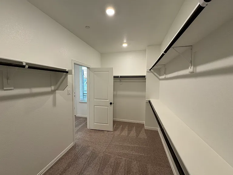 1289 Doris May Dr — Photo 28