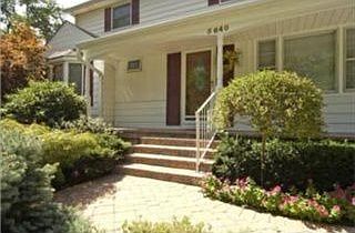 2nd image of 5640 Beverly Ln
